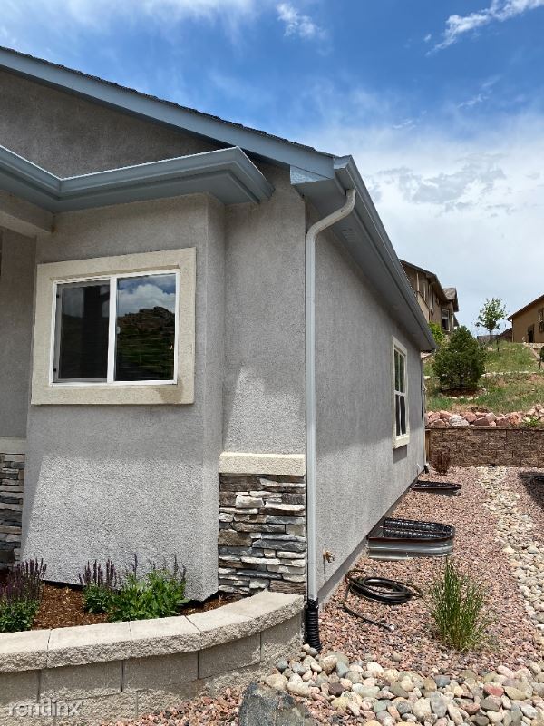 Foto del edificio - 3 br, 2.5 bath House - 1704 Oakmoor Heights