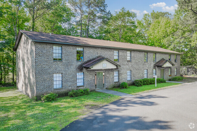 Building Photo - Farms at Goose Creek