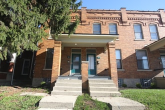 Building Photo - 80 W Greenwood Ave