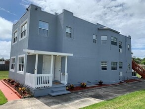Building Photo - 20 E Ave B