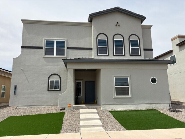 Foto del edificio - FAR EASTSIDE HOME FOR RENT