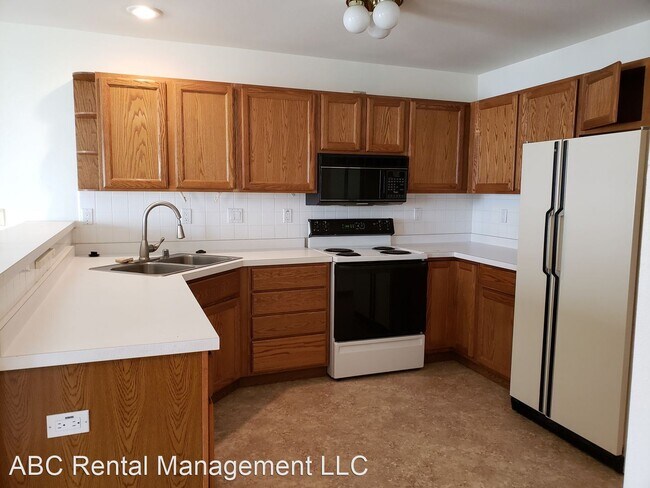 Building Photo - 6109 Birchwood Ln