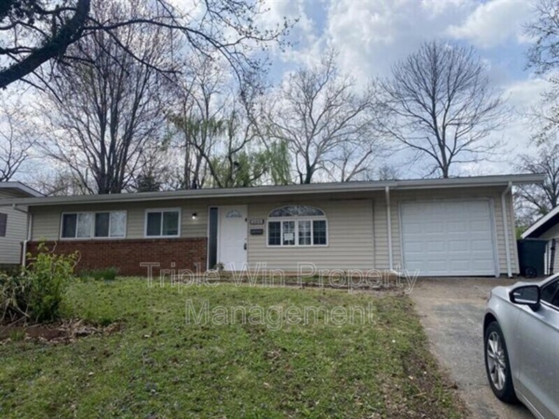 Foto principal - 2460 St Catherine St