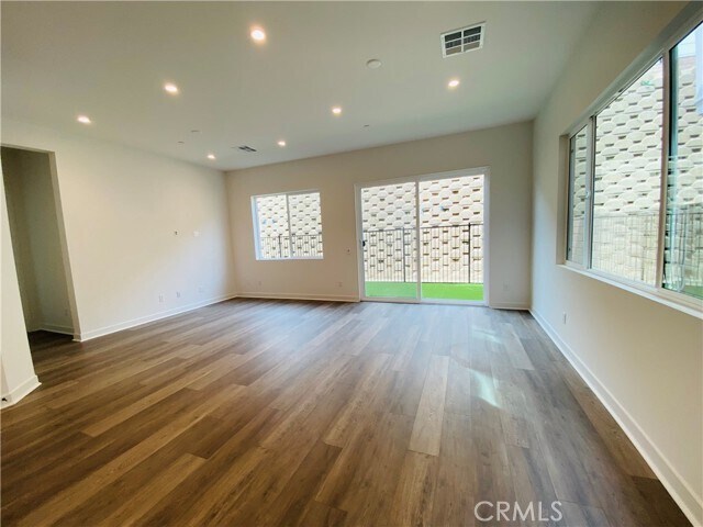 Building Photo - 22049 Portofino Dr