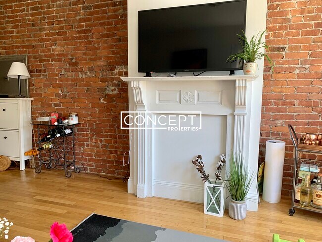 Foto del edificio - 64 Murdock St