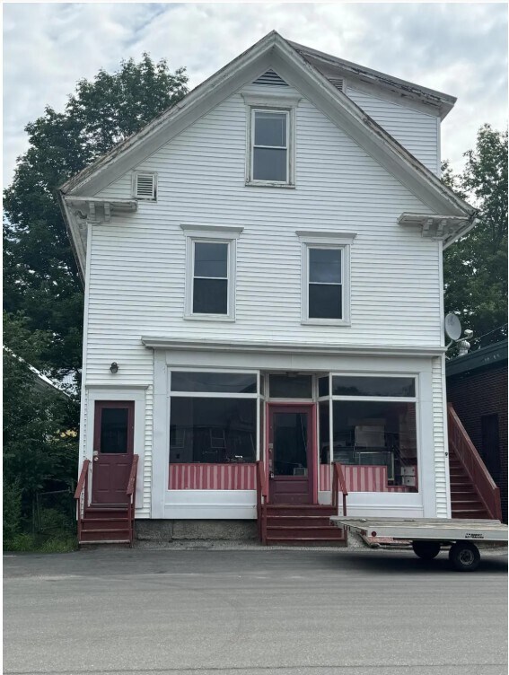 Building Photo - 9 Commercial St