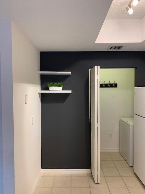 Building Photo - 2803 Sarento Pl
