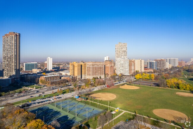 Foto aérea - 3750 N Lake Shore Dr