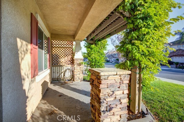 Foto del edificio - 13724 Beaconsfield Ln