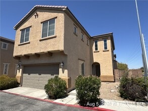 Building Photo - 711 Taliput Palm Pl