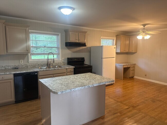 Foto del edificio - 2BD/1 BA
