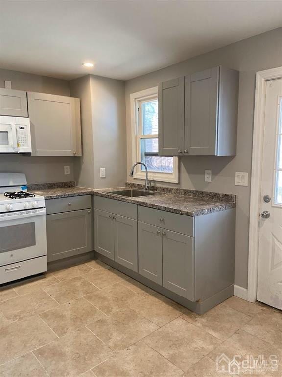 Primary Photo - 690 State St