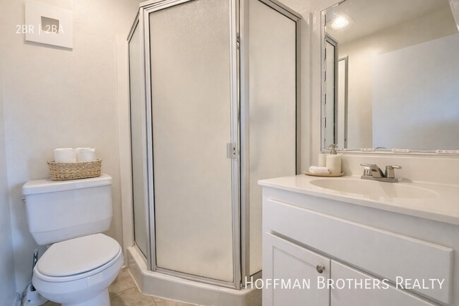 Building Photo - 7349 Balboa Blvd