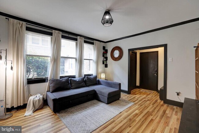 Building Photo - 1725 Lanier Pl NW