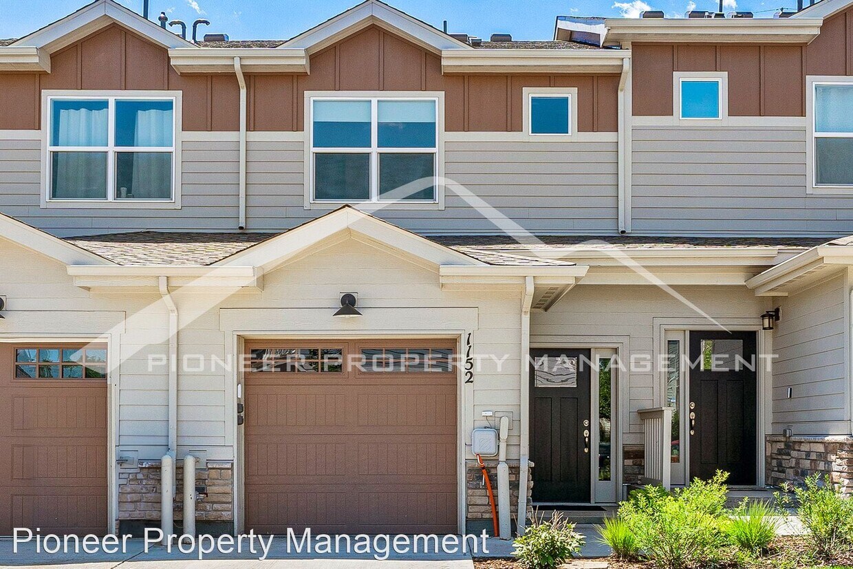 Foto principal - 2 br, 2.5 bath House - 1152 Oak St