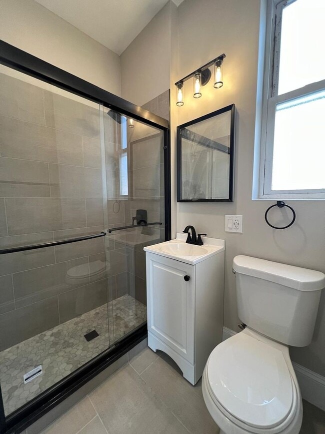 Building Photo - 2249 W Cermak Rd