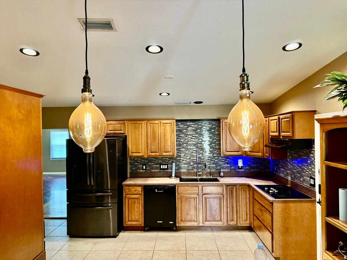 Foto principal - 424 Linda Ln
