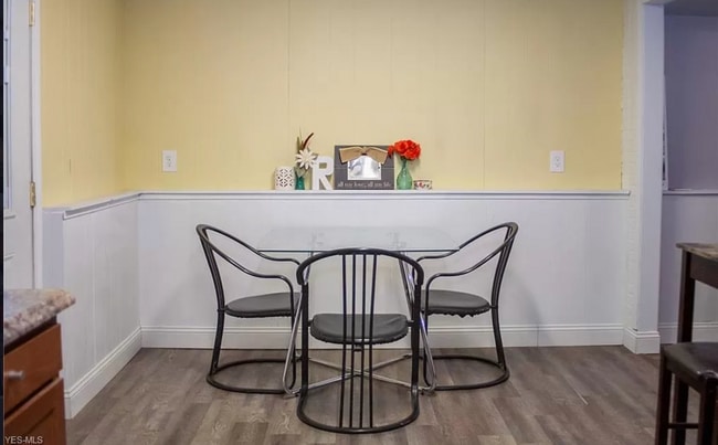 Foto del edificio - 7606 Thompson Sharpsville Rd NE