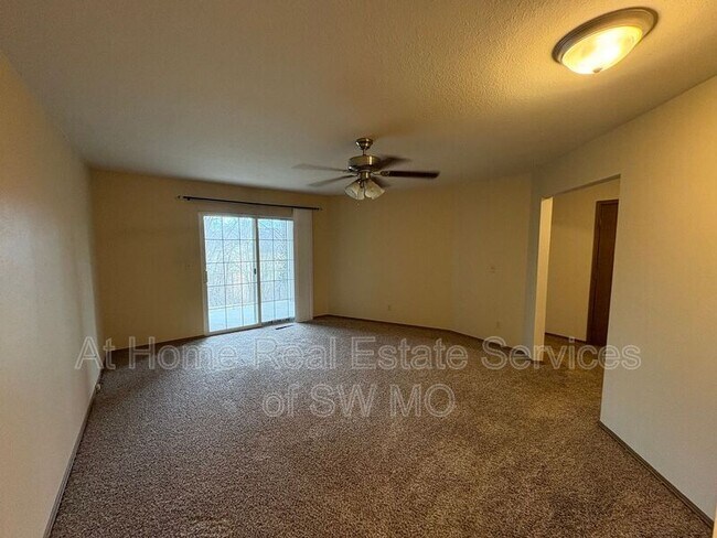 Foto del edificio - 887 N 22nd St