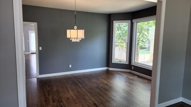 Building Photo - 1520 S Pickwick Pl