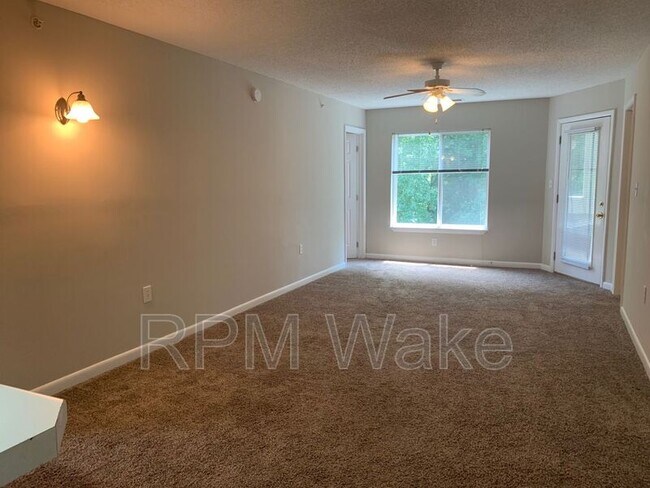 Foto del edificio - 1341 Crab Orchard Dr