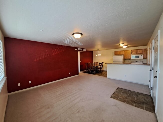 Building Photo - 1219 S 1850 W