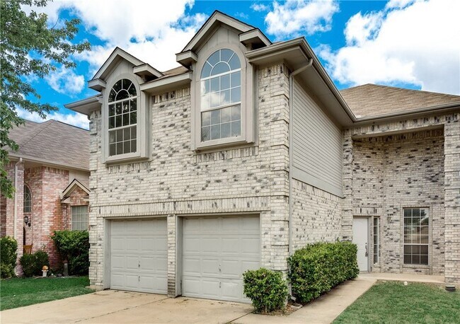 Building Photo - 905 Ponderosa Creek