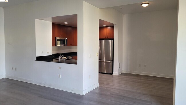 Foto del edificio - 585 9th St
