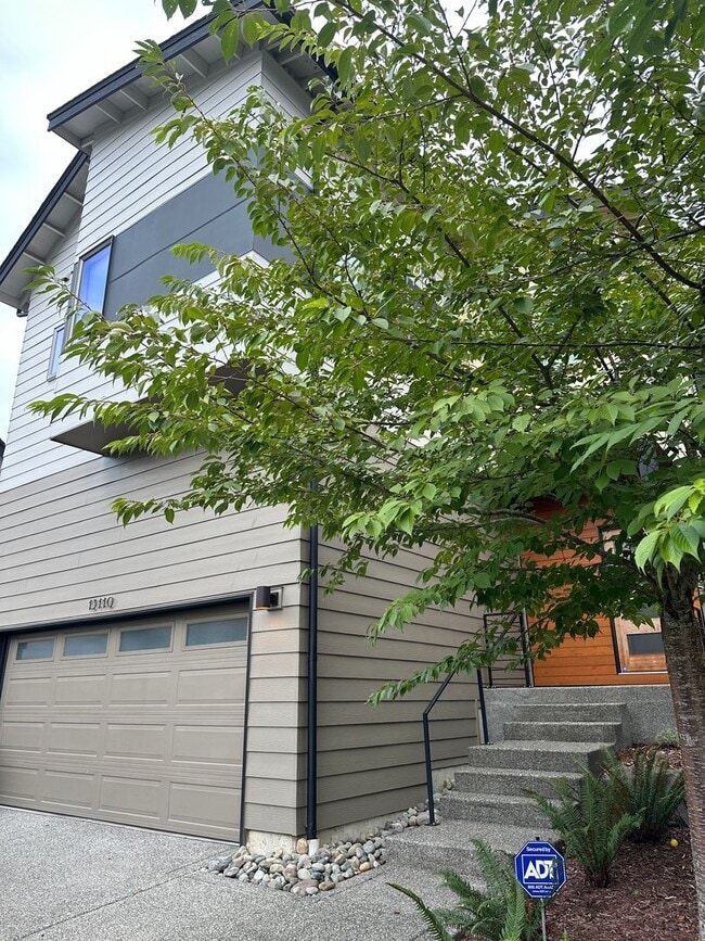 Building Photo - 13110 SE 219th Pl