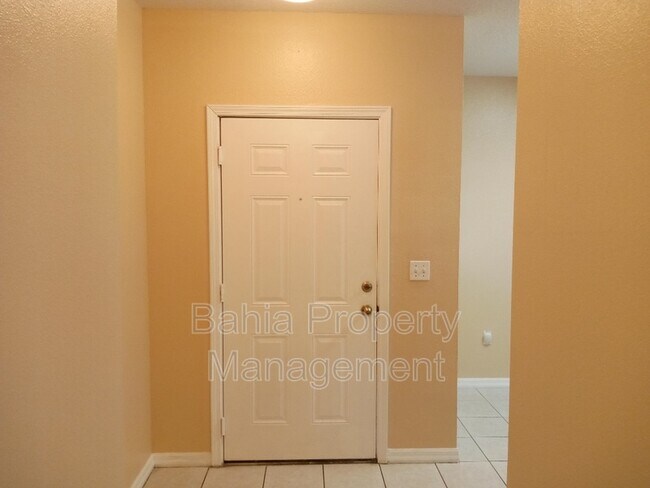 Building Photo - 9533 Newdale Way