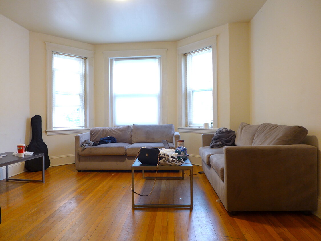 Primary Photo - 218 Freeman St