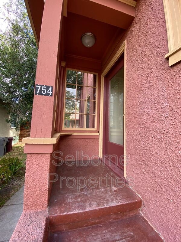 Foto del edificio - 754 55th St