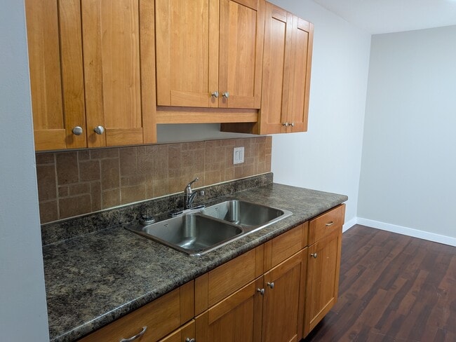 Building Photo - 1755 No 9 Highway202