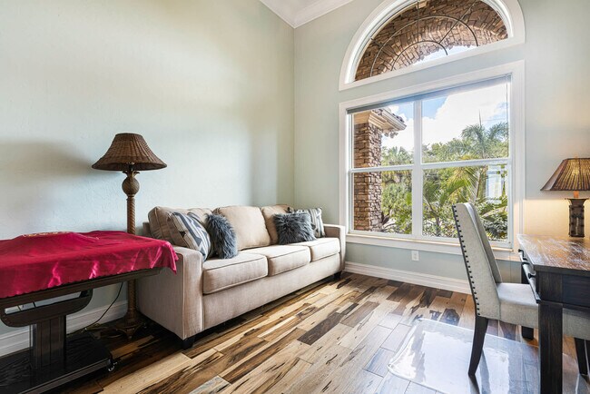 Foto del edificio - 4470 Northshore Dr