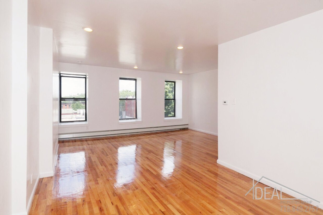 Foto principal - 76 Clinton Ave
