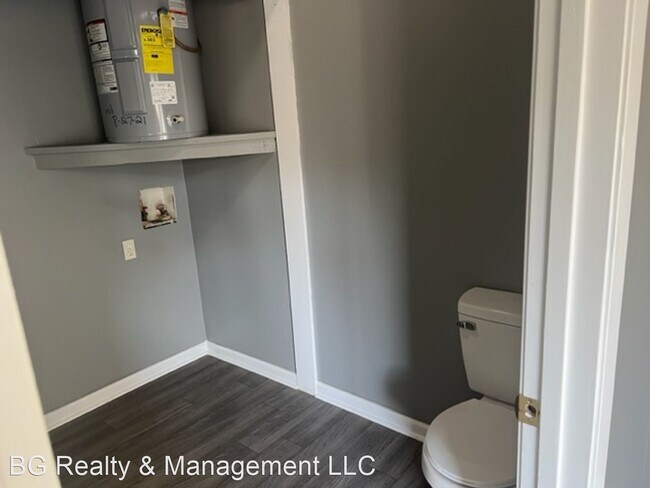 Foto del edificio - 2 br, 1.5 bath House - 1708 Fox Run Dr Apt 2