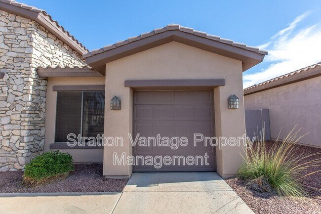 Building Photo - 1825 E Latona Rd