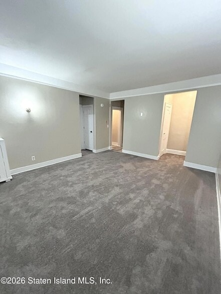 Building Photo - 37 Avon Pl