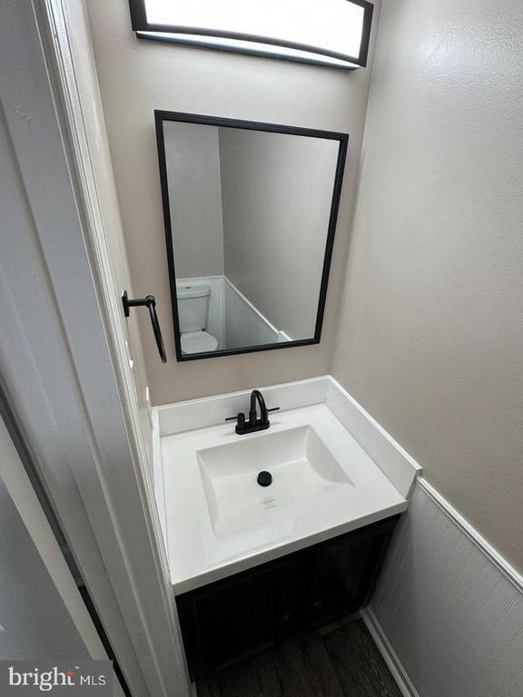Foto del edificio - 520 Ellrose Ct