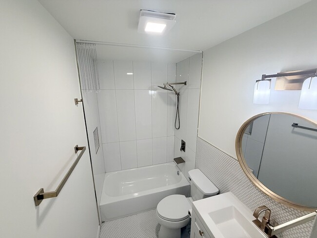 Photo - 2605 Carr St Apartment