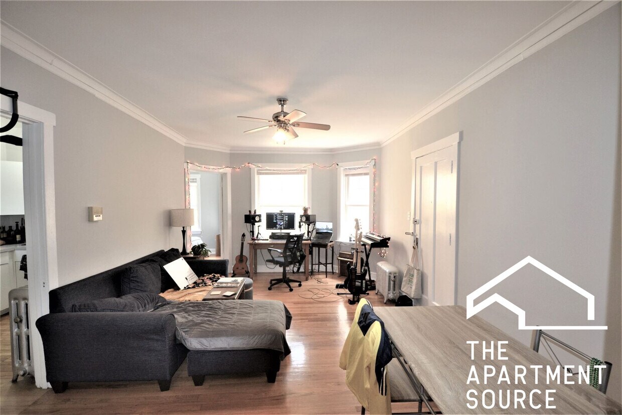 Foto principal - 4406 N Rockwell St