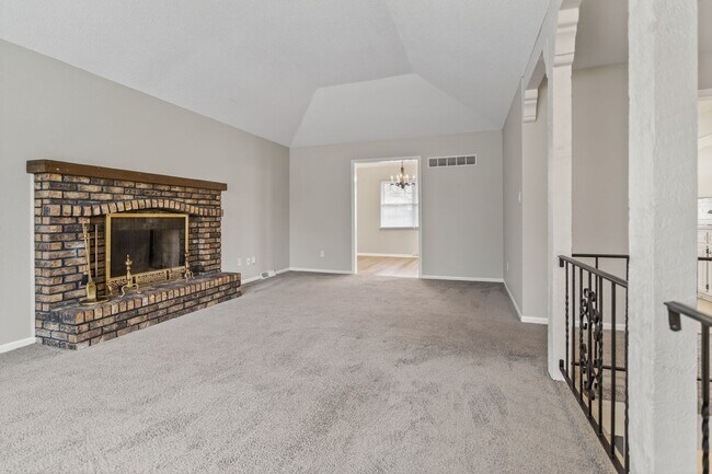 Foto del edificio - Spacious 3-Bed/2-Bath Home in Independence!