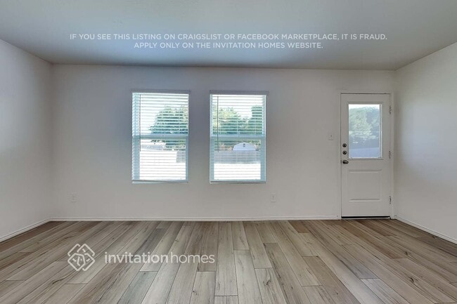 Foto del edificio - 10527 Sewell Cir