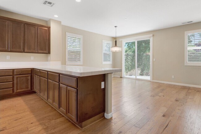 Building Photo - Beautiful East Davis Home