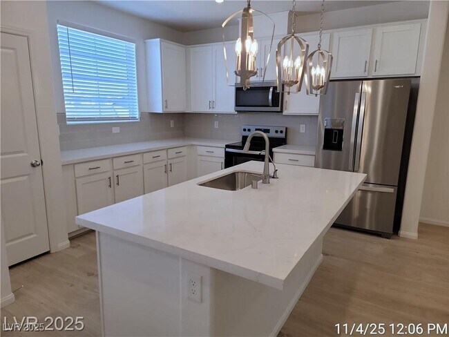 Foto del edificio - 322 Cymbal Pl