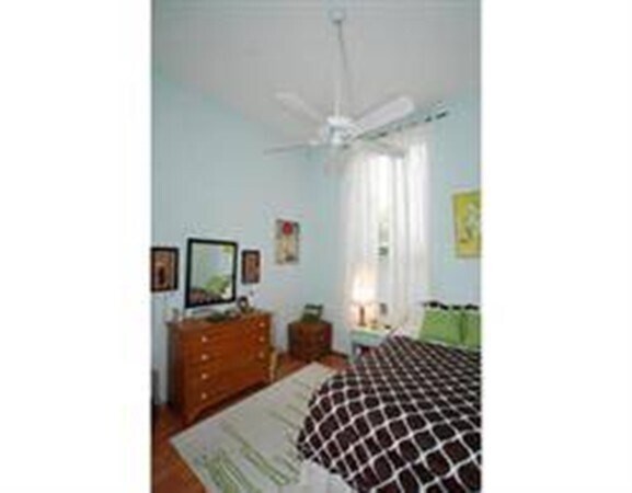 Building Photo - 141 Savin Hill Ave