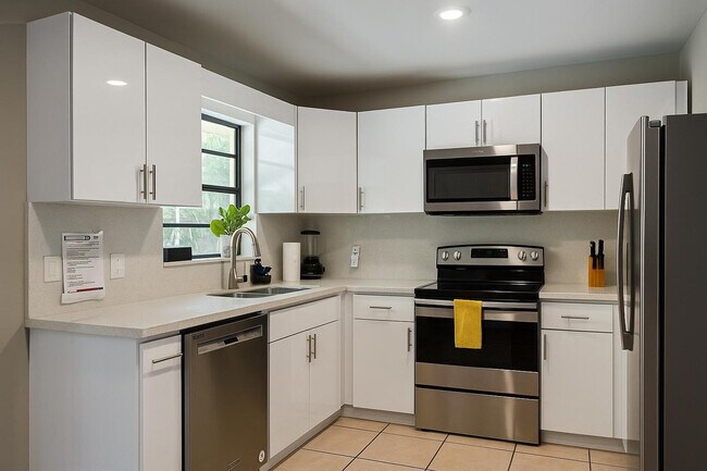 Foto del edificio - 3530 Chatelaine Blvd