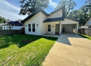 Building Photo - 6144 Inca Dr