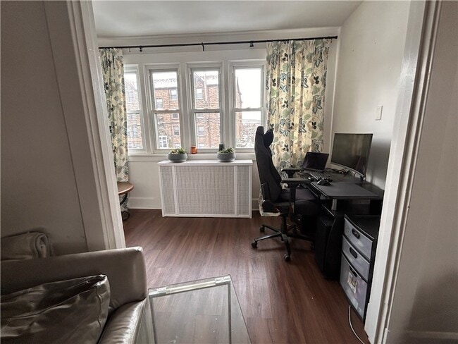 Building Photo - 2150 Wightman St