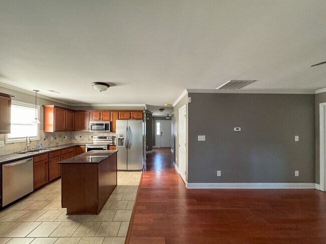 Foto del edificio - Lovely 3 Bed 2.5 Bath Home in Fayetteville
